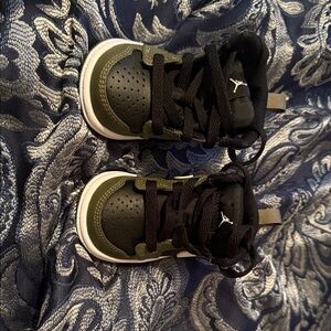 Black 1 Mid Medium Olive White Sneakers